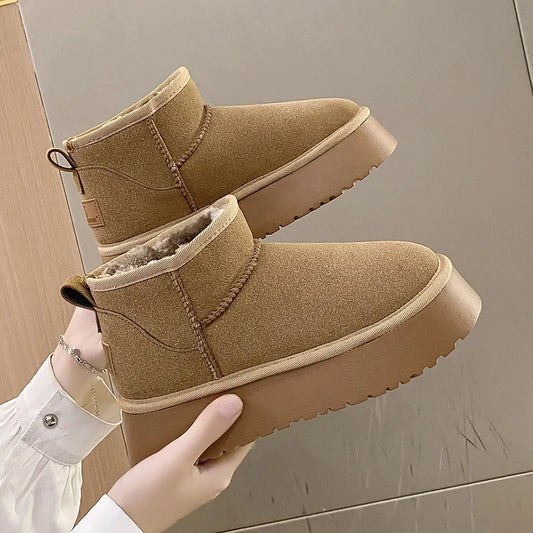 Winter Women's Plush Snow Boots - Cozy & Stylish Casual Footwear with Suede Fur and Platform Support